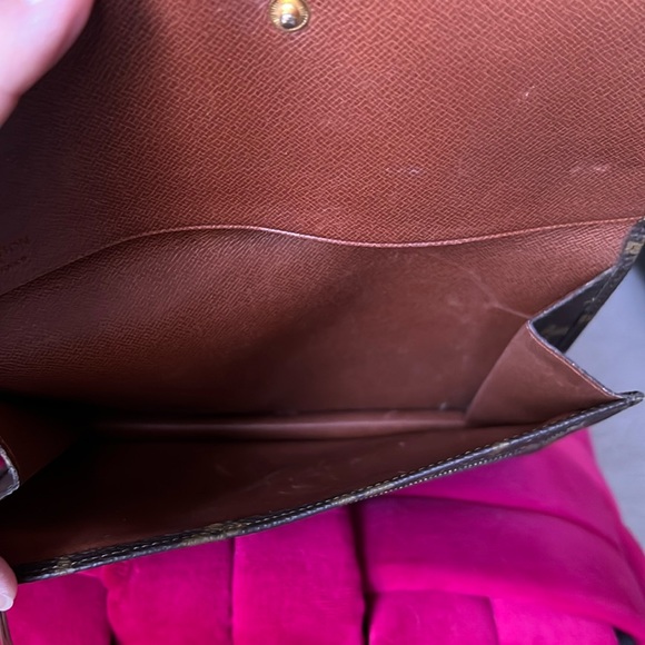 Louis Vuitton Rabat 17 Clutch-EUC - Picture 11 of 16